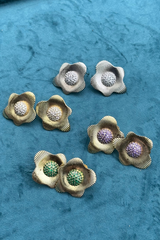 Sunburst studs